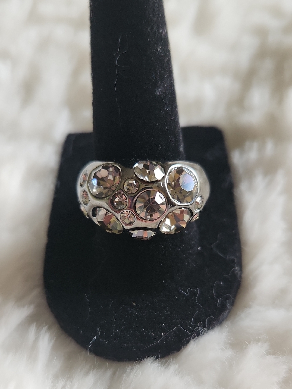 NWOT Silver Crystal Cluster Women's Ring - Antiqued Silver Size 8